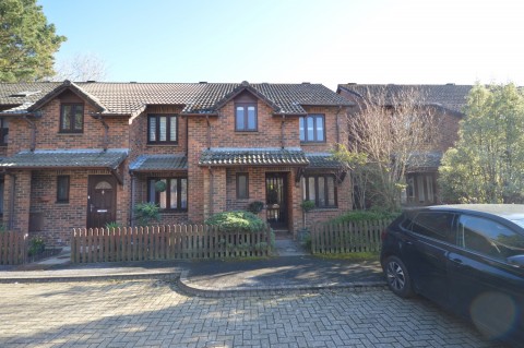 View Full Details for Redwood Close, Lymington, Hampshire, SO41
