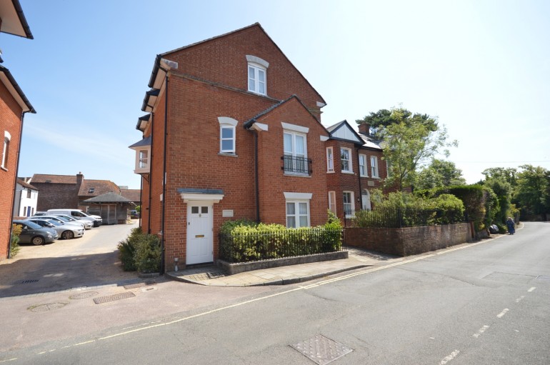 Maitland Court, Belmore Lane, Lymington, Hampshire, SO41
