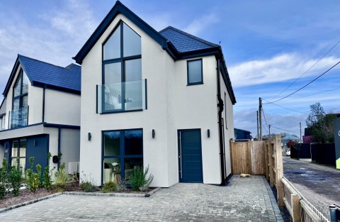 View Full Details for Ramley Road, Lymington, Hampshire, SO41