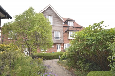 View Full Details for Amber Court, Belmore Lane, Lymington, Hampshire, SO41