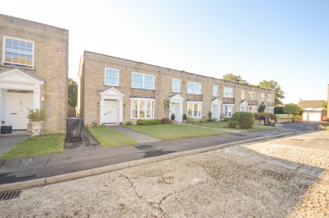 View Full Details for Courtenay Place, Lymington, Hampshire, SO41