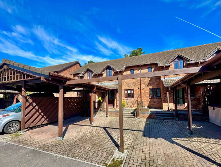 Bramble Walk, Lymington, Hampshire, SO41