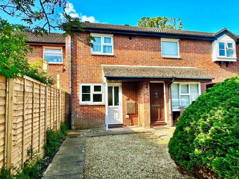 Marram Close, Lymington, Hampshire, SO41