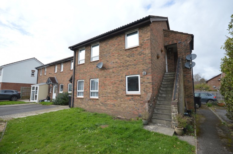 Bankhill Drive, Lymington, Hampshire, SO41