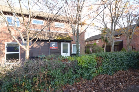 View Full Details for Bankview, Lymington, Hampshire, SO41 8YH