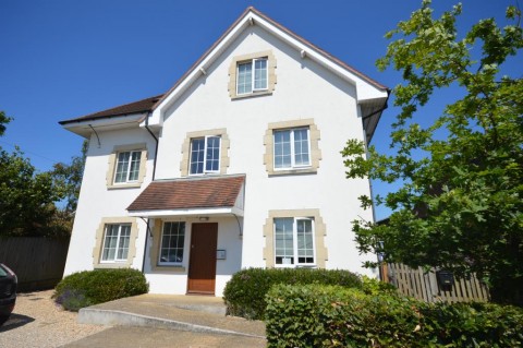 View Full Details for The Art House, Milford Road, Lymington, Hampshire, So41 8du