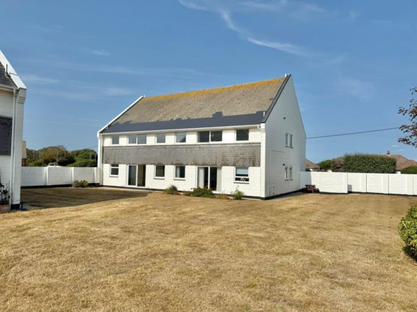 Images for Manderley, Sea Road, Milford On Sea, SO41 0PG