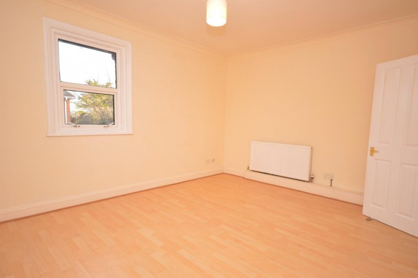 Images for Avenue Road, Lymington, Hampshire, SO41 9GJ