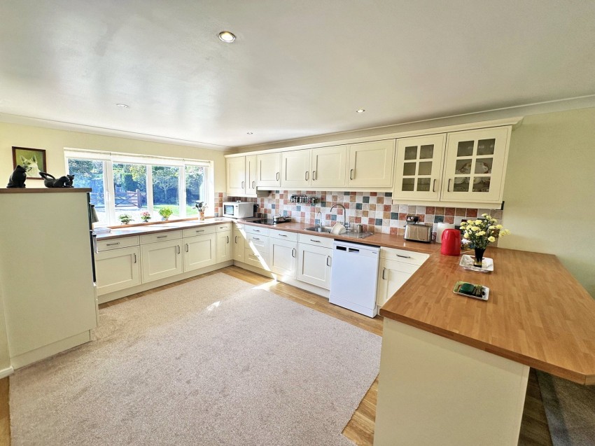 Images for Brockenhurst, Hampshire
