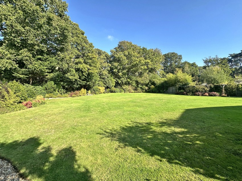 Images for Brockenhurst, Hampshire