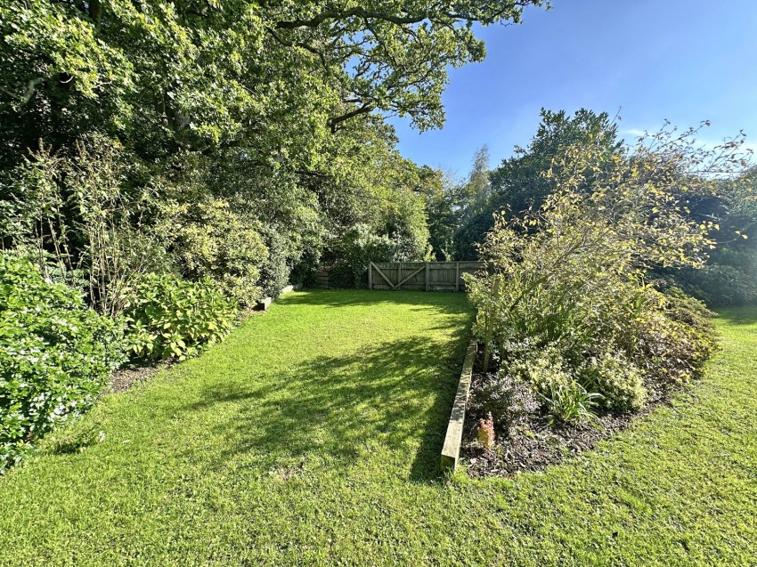 Images for Brockenhurst, Hampshire