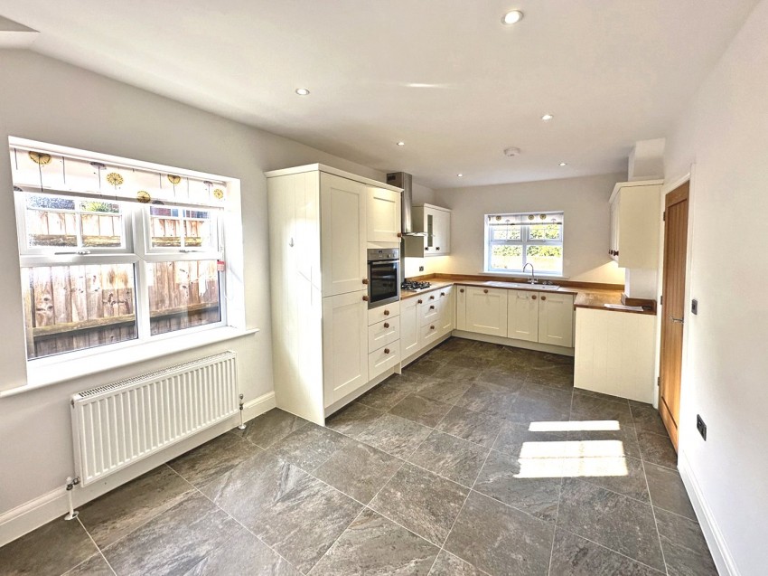 Images for Brockenhurst, Hampshire