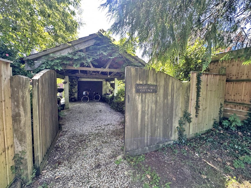 Images for Brockenhurst, Hampshire