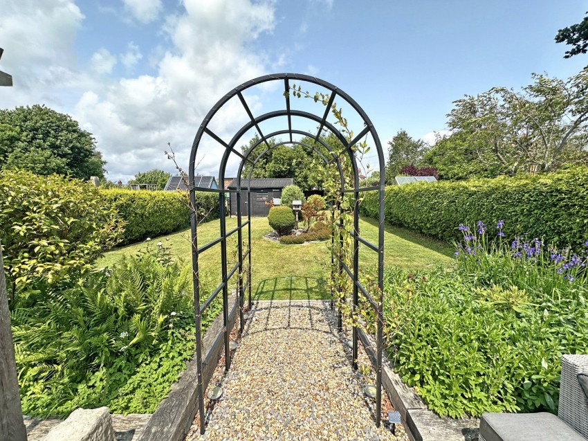 Images for Brockenhurst, Hampshire