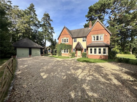 View Full Details for Brockenhurst, Hampshire