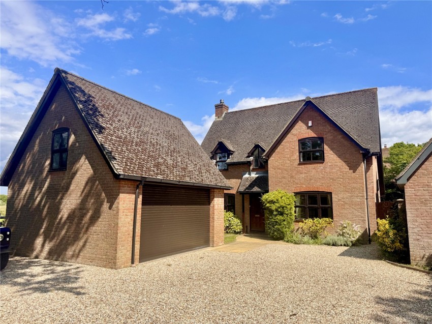 Images for Everton, Lymington