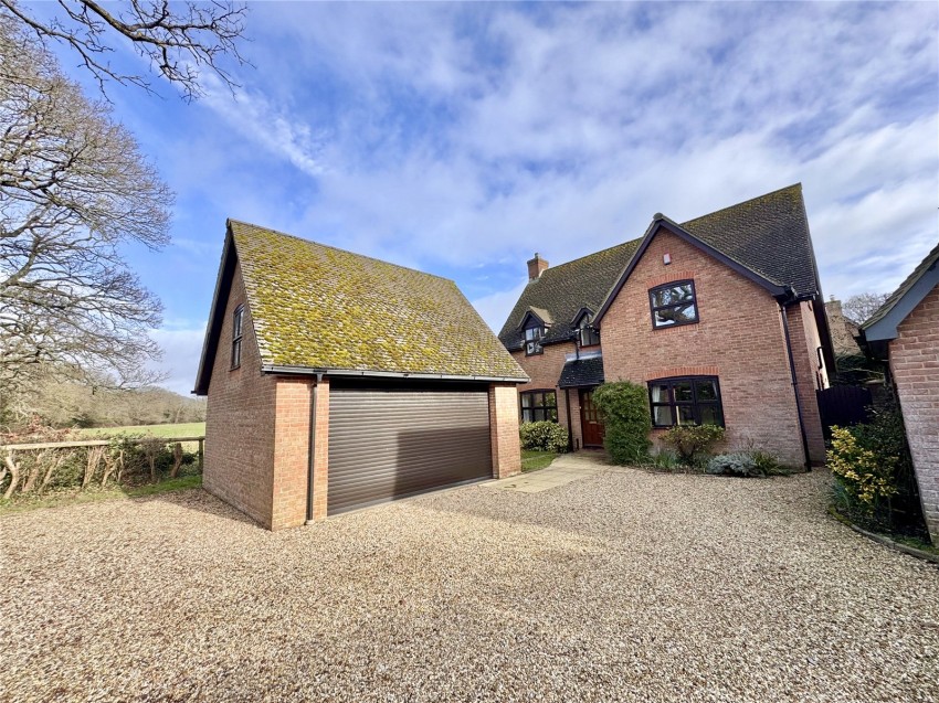 Images for Everton, Lymington