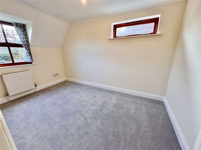 Images for Everton, Lymington