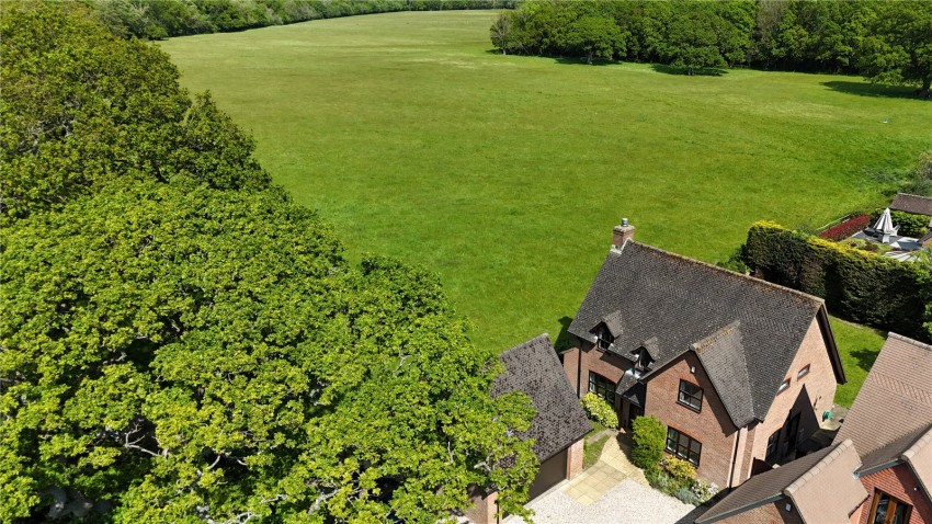 Images for Everton, Lymington