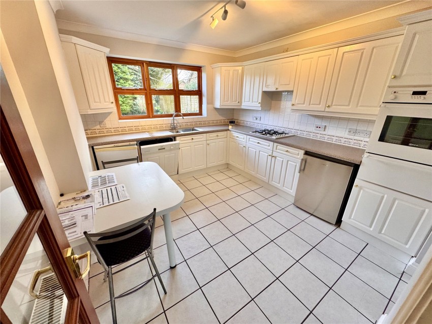 Images for Everton, Lymington