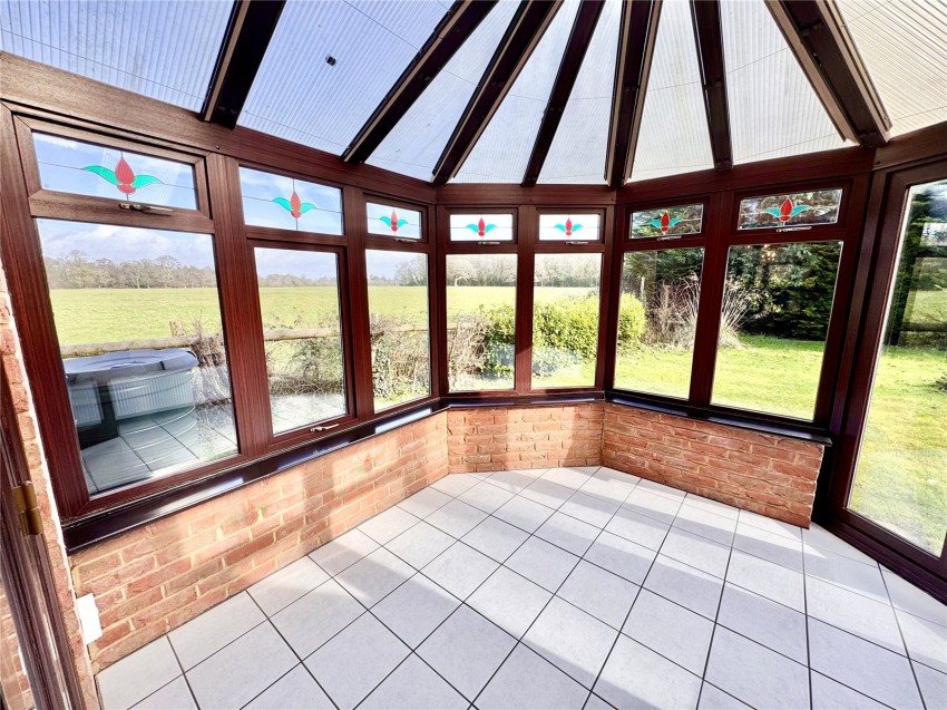 Images for Everton, Lymington