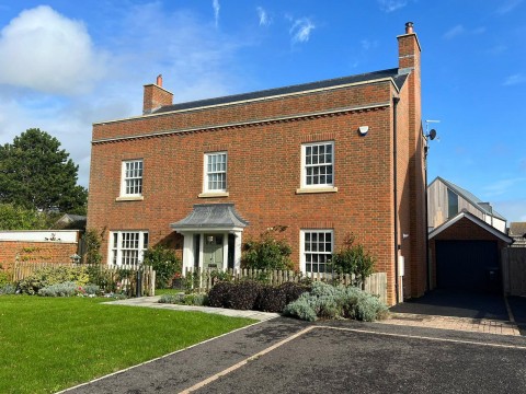 View Full Details for Milford on Sea, Lymington, Hampshire