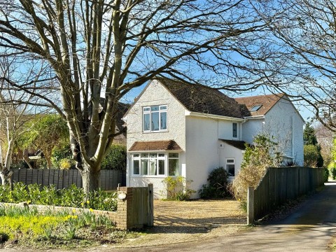 View Full Details for Milford on Sea, Lymington, Hampshire
