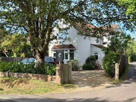 View Full Details for Milford on Sea, Lymington, Hampshire