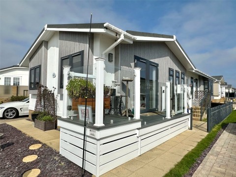 View Full Details for Milford on Sea, Lymington, Hampshire