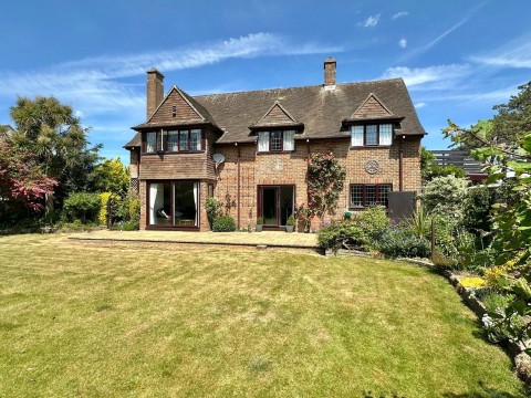 View Full Details for Milford on Sea, Lymington, Hampshire