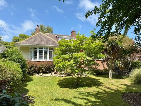 View Full Details for Milford on Sea, Lymington, Hampshire