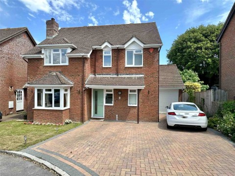 View Full Details for Milford on Sea, Lymington, Hampshire