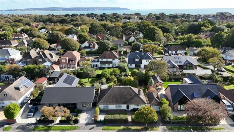 View Full Details for Milford on Sea, Lymington, Hampshire