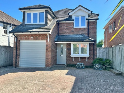 View Full Details for Milford on Sea, Lymington, Hampshire