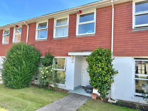 View Full Details for Milford on Sea, Lymington, Hampshire