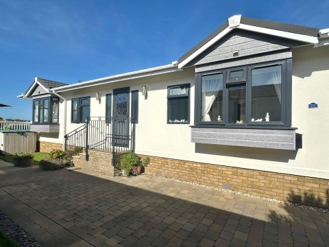 View Full Details for Milford on Sea, Lymington, Hampshire