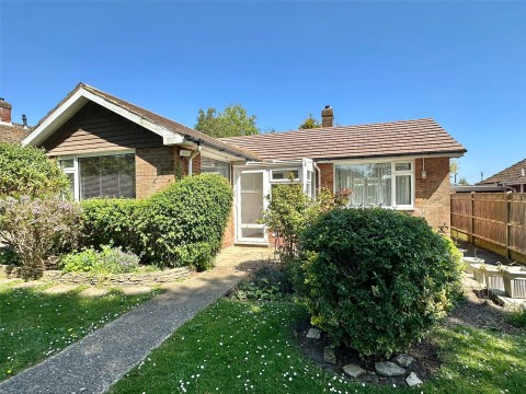 View Full Details for Milford on Sea, Lymington, Hampshire