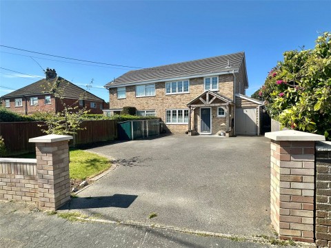 View Full Details for Milford on Sea, Lymington, Hampshire