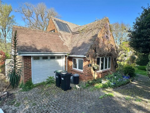 View Full Details for Milford on Sea, Lymington, Hampshire