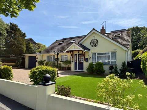 View Full Details for Milford on Sea, Lymington, Hampshire