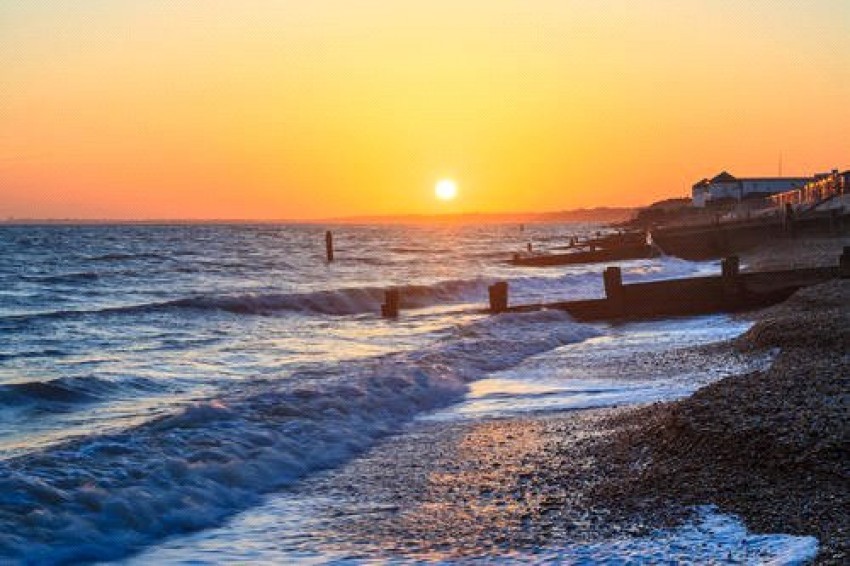 Images for Cliff Road, Milford-On-Sea