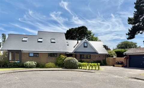 View Full Details for Milford on Sea, Lymington, Hampshire