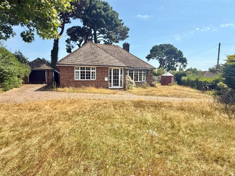View Full Details for Milford on Sea, Lymington, Hampshire