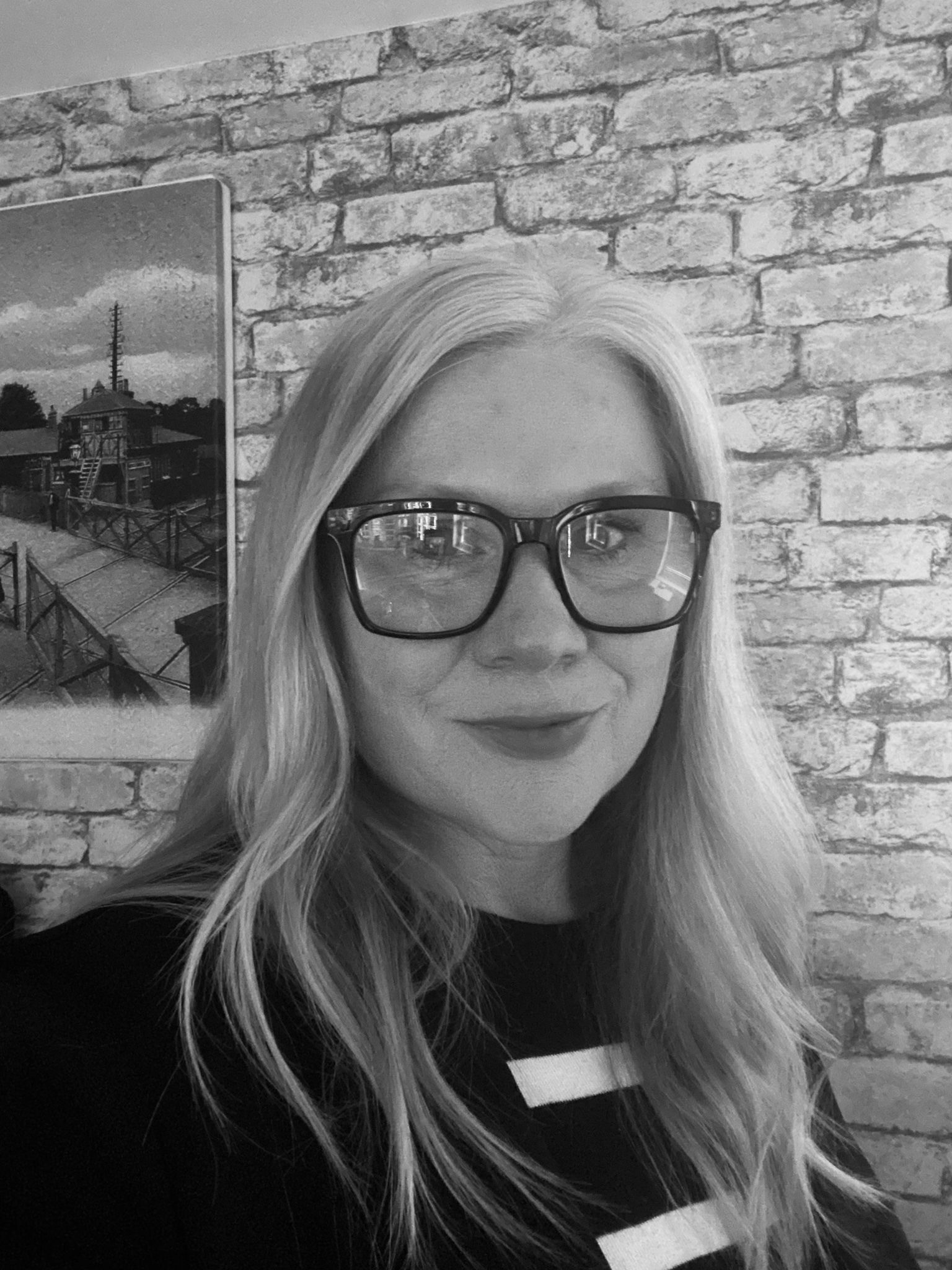 Nik Spicer, Sales Consultant